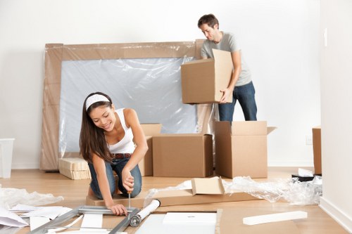 Moving truck service for homes in Richmond upon Thames