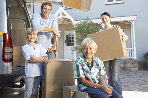 Local removal company helping customers in Richmond upon Thames