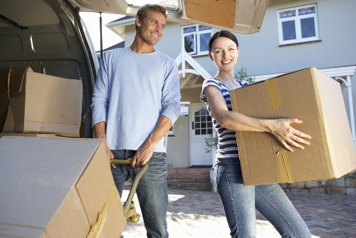 Parking and access challenges for moving van jobs in Richmond upon Thames